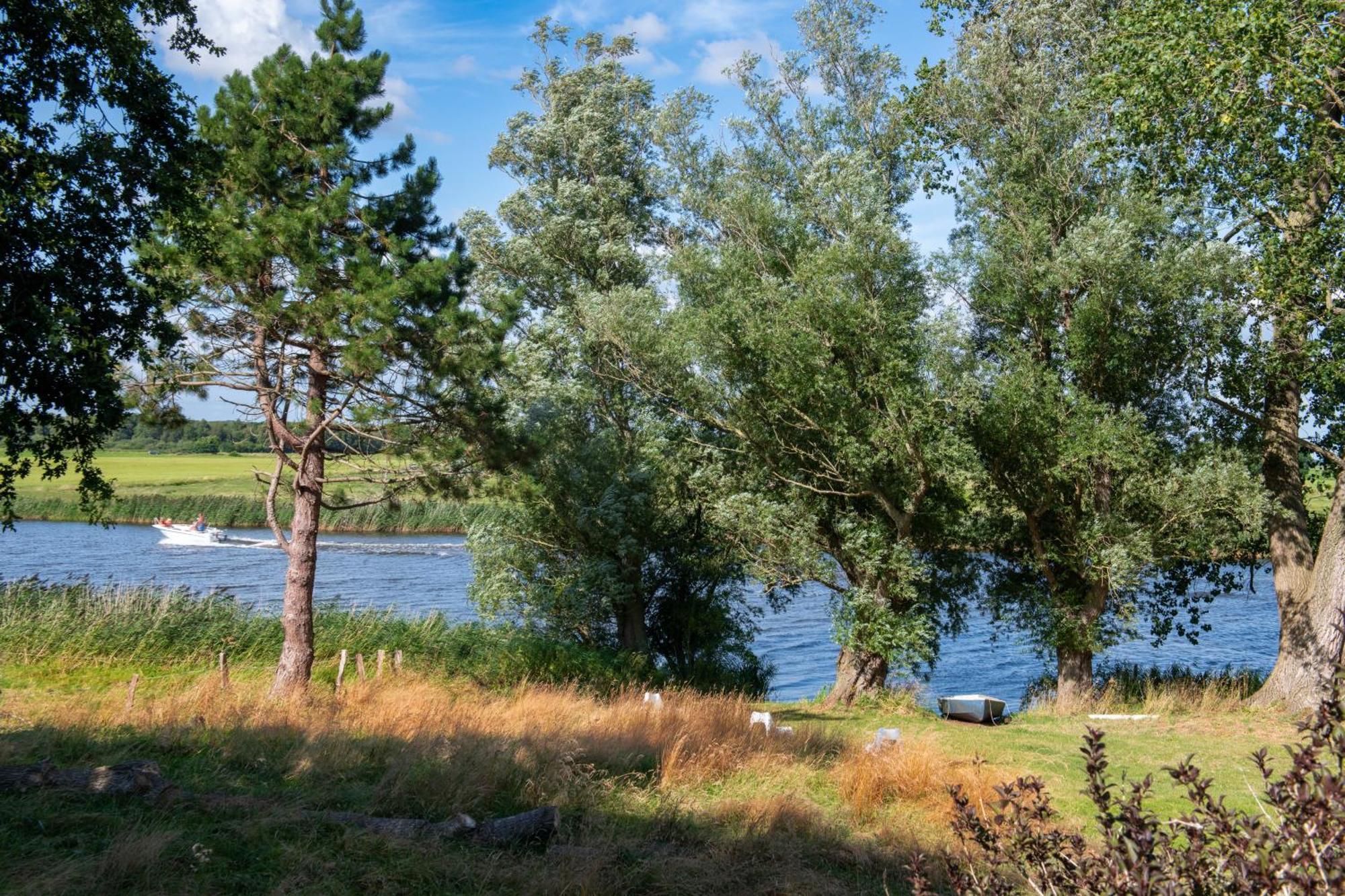 Reetdachhaus Eiderblick Villa Breiholz Eksteriør bilde